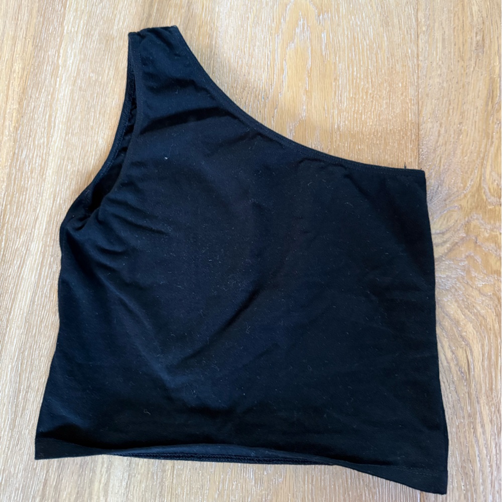 Brandy Melville Vintage One Shoulder Top